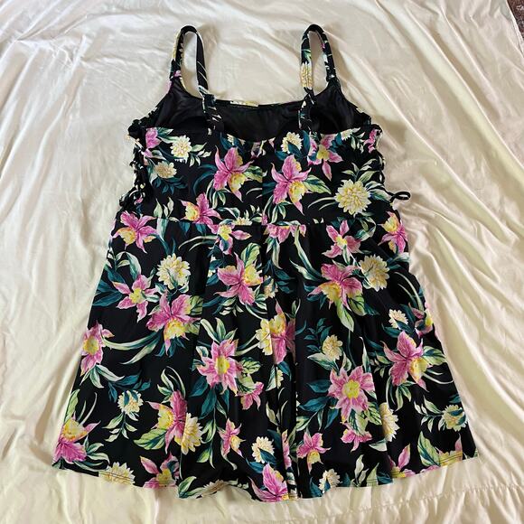Torrid Black Floral Lace Up Detail Swim Dress Plus Size 4X Modest Full Coverage - Picture 3 of 9